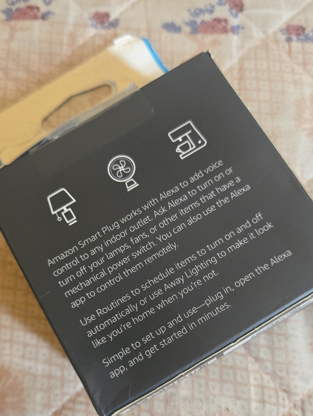 Amazon Smart Plug - Picture 2 of 4